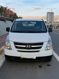 Hyundai H-1